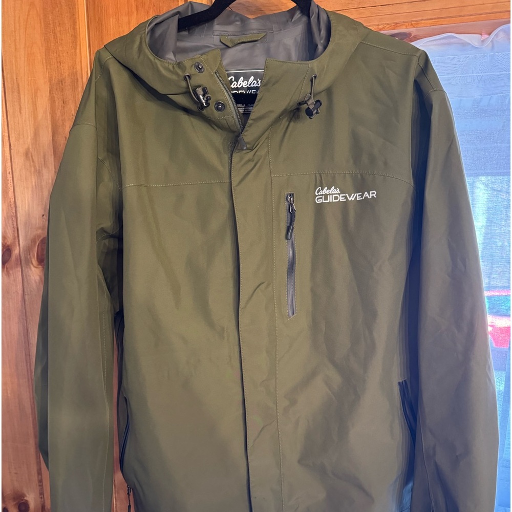 Men’s olive green Cabela Guidewear Jacket Like New